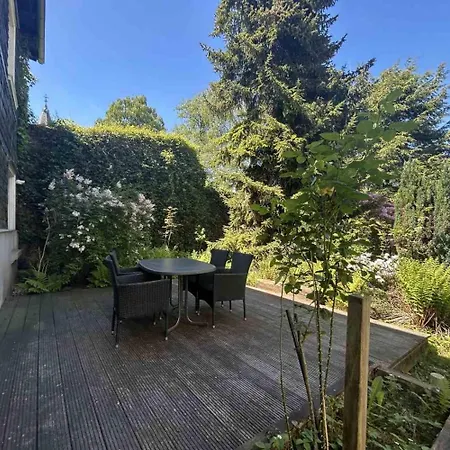 Apartman Enchanting House In *