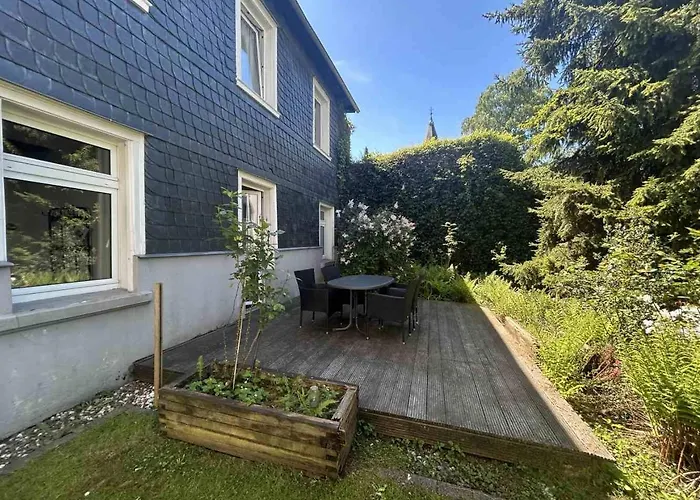 Enchanting House In * 伍珀塔尔